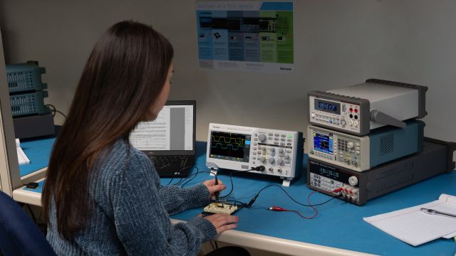 使用现今功能强大的学习工具培育未来领先工程师